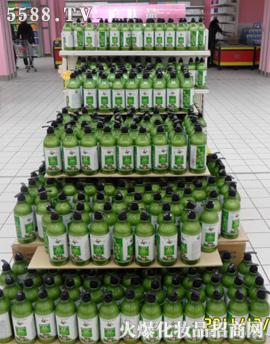 广州市多雅化妆品有限公司：澳影橄榄洗发露在超市地堆