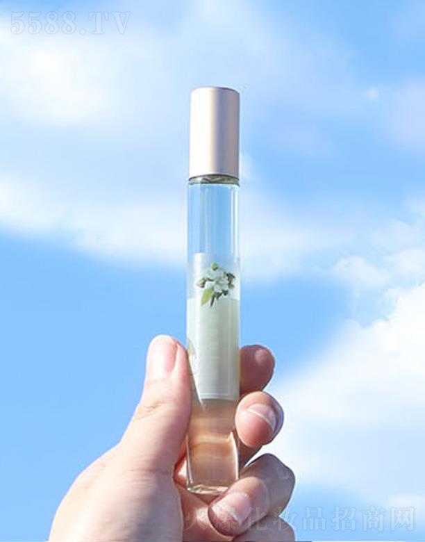 浙江艳桃化妆品有限公司：小城伊香滚珠香水-纯洁栀子花