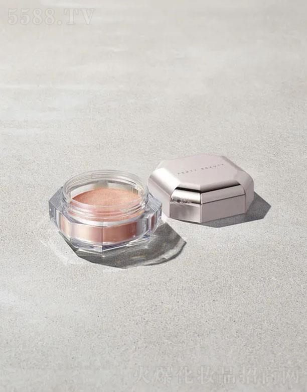 ·ˮױƷ(Ϻ)޹˾FentyBeauty3Dλ ӯõ(õ)ױЧƿ