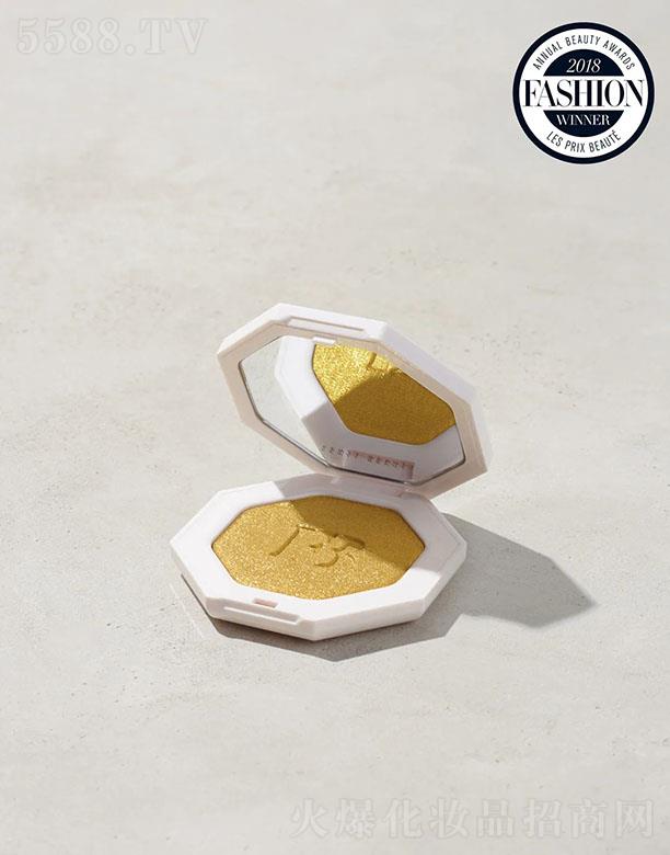 ·ˮױƷ(Ϻ)޹˾FentyBeauty3D۱ ν(3D)