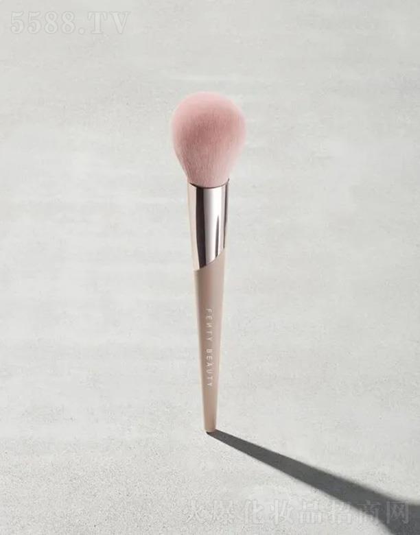 ·ˮױƷ(Ϻ)޹˾Fenty Beautyױ۷ˢ170 άˢë޷