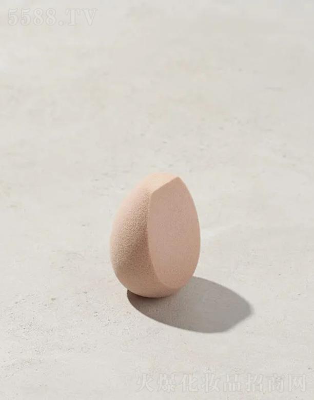 ·ˮױƷ(Ϻ)޹˾Fenty Beauty3Dױ۵100 沿ϸ