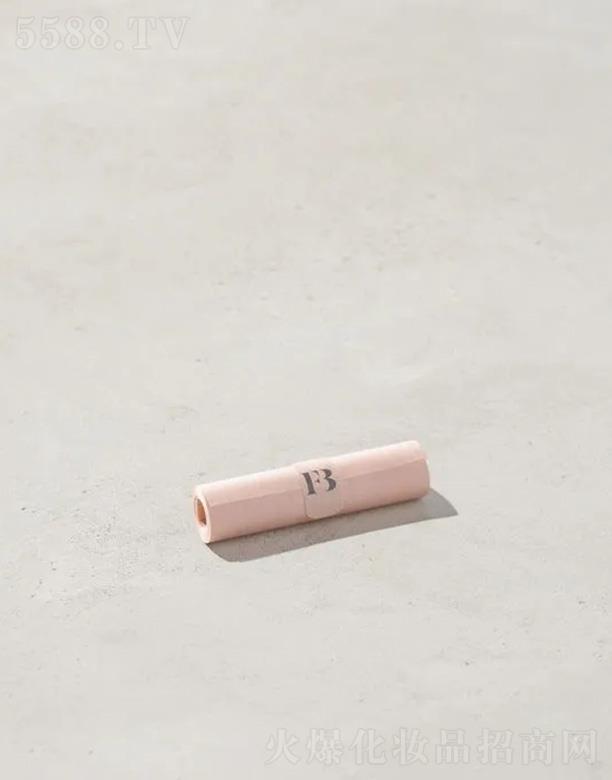 ·ˮױƷ(Ϻ)޹˾Fenty Beautyֽ滻װ ЯرЯͶױ