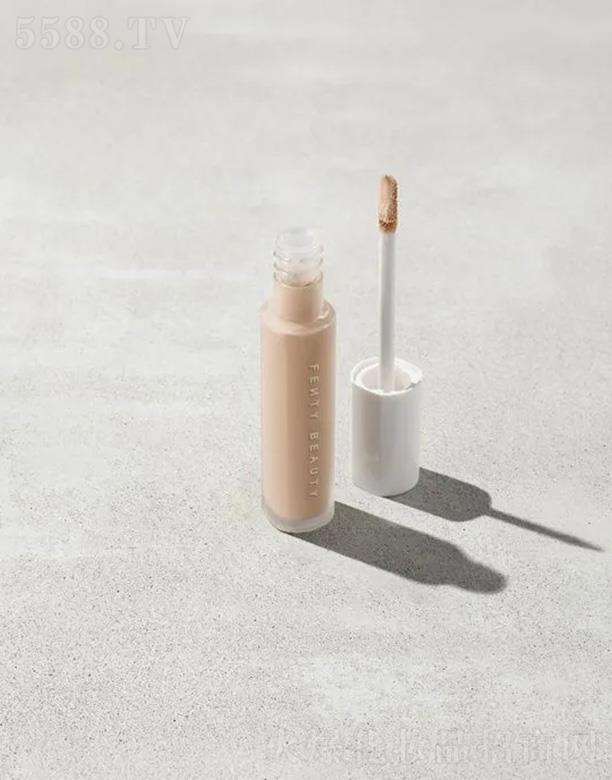 ·ˮױƷ(Ϻ)޹˾Fenty Beauty˪200(ʺǳɫȻɫ) ױЧɫ