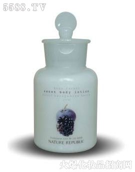 自然乐园黑莓&蓝莓沐浴液