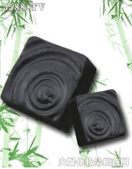竹炭控油祛黑头精油皂