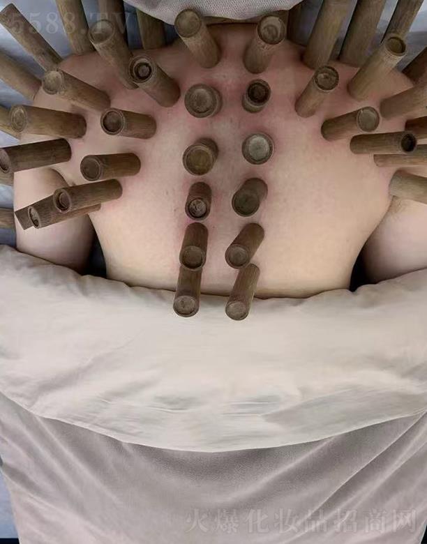 С羱