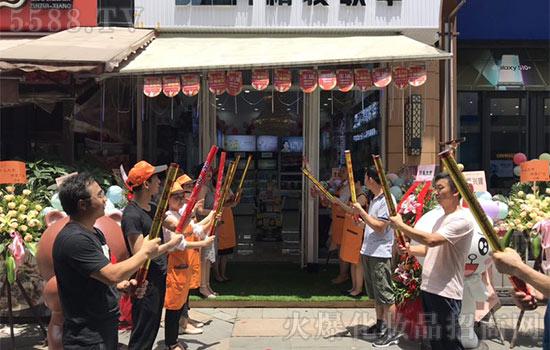 精妆联华多品牌化妆品加盟 精妆联华多品牌化妆品加盟