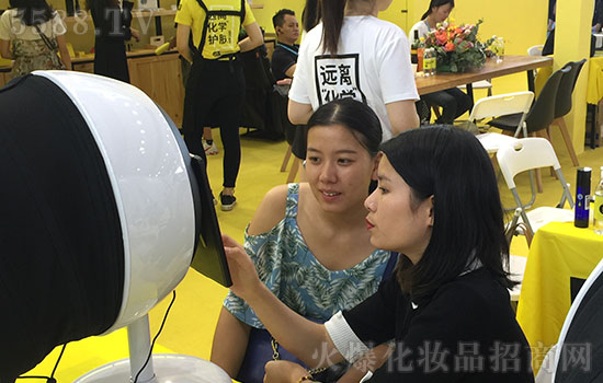 U牌的仪器在美博会上独占鳌头 U牌的仪器在美博会上独占鳌头