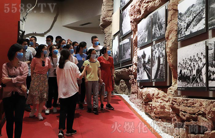 重走红色之路,感召红色精神 重走红色之路,感召红色精神