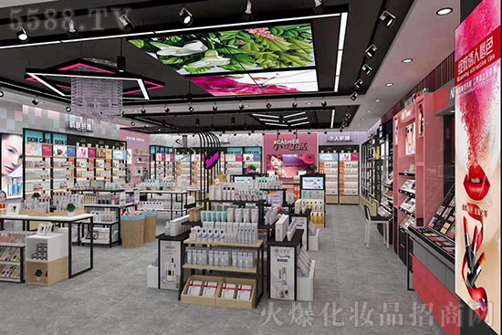 开一家彩妆店,小资生活获得加盟商认可和赞许 开一家彩妆店,小资生活获得加盟商认可和赞许