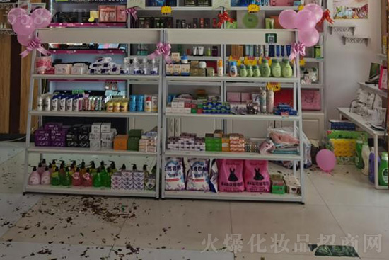 开个化妆品加盟店,小资生活轻松决胜化妆品财富蓝海 开个化妆品加盟店,小资生活轻松决胜化妆品财富蓝海