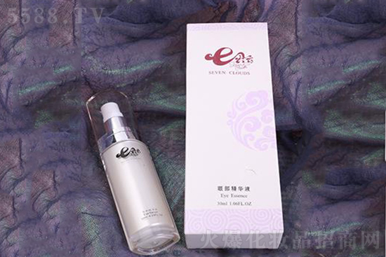 七朵云眼部精华液,改善黑眼圈,呵护双眼! 七朵云眼部精华液,改善黑眼圈,呵护双眼!