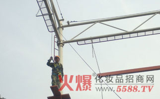 火爆网络拓展训练之之高空断桥